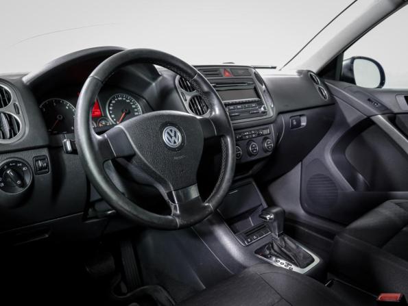 Volkswagen Tiguan I с пробегом 2009 года, цена 670 000 рублей, 252665 км, внедорожник, Автокод Объявления