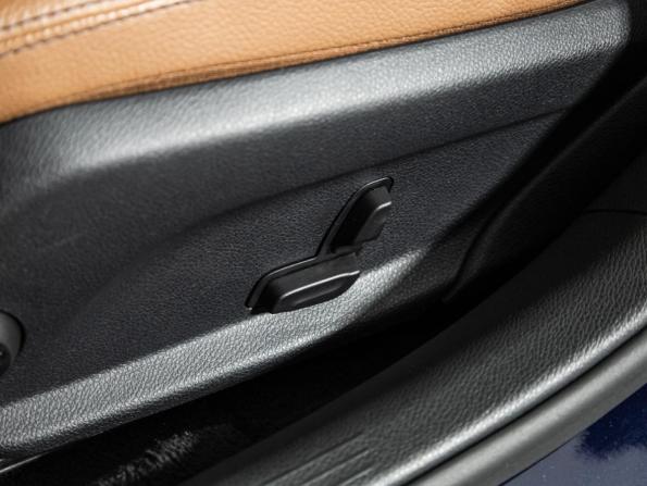 Mercedes-Benz C-Класс IV (W205) Рестайлинг с пробегом 2018 года, цена 2 965 000 рублей, 110339 км, седан, Автокод Объявления