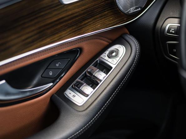 Mercedes-Benz GLC I (X253) с пробегом 2019 года, цена 3 499 000 рублей, 91839 км, внедорожник, Автокод Объявления