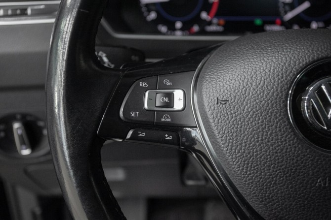 Volkswagen Tiguan II с пробегом 2018 года, цена 2 248 000 рублей, 121100 км, внедорожник, Автокод Объявления