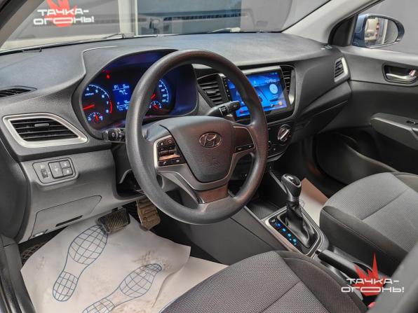 Hyundai Solaris II Рестайлинг с пробегом 2020 года, цена 1 538 000 рублей, 68000 км, седан, Автокод Объявления