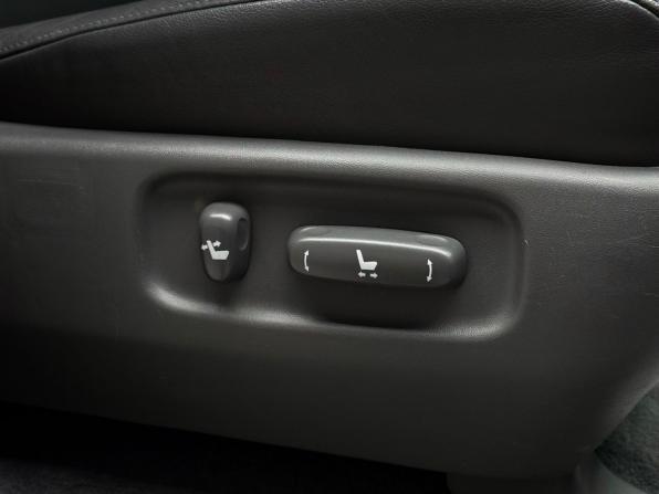 Toyota Land Cruiser 200 Series с пробегом 2008 года, цена 2 549 000 рублей, 292993 км, внедорожник, Автокод Объявления