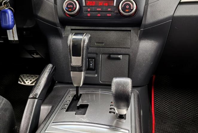 Mitsubishi Pajero IV Рестайлинг 1 с пробегом 2012 года, цена 1 670 000 рублей, 199000 км, внедорожник, Автокод Объявления