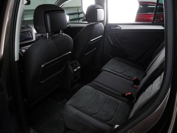 Volkswagen Tiguan II с пробегом 2017 года, цена 2 449 000 рублей, 127484 км, внедорожник, Автокод Объявления