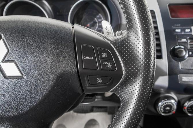Mitsubishi Outlander II Рестайлинг с пробегом 2010 года, цена 1 349 000 рублей, 198000 км, внедорожник, Автокод Объявления