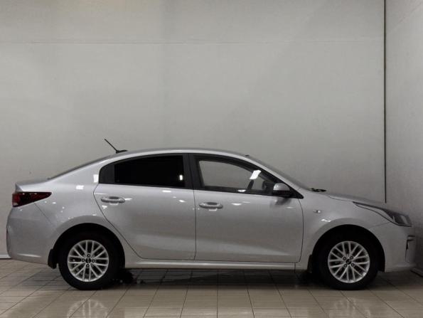 Kia Rio IV с пробегом 2020 года, цена 1 599 000 рублей, 89708 км, седан, Автокод Объявления