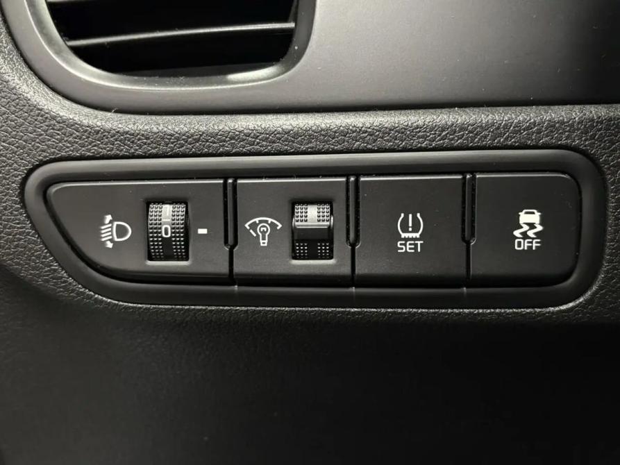Kia Rio IV Саратов  - изображение 11
