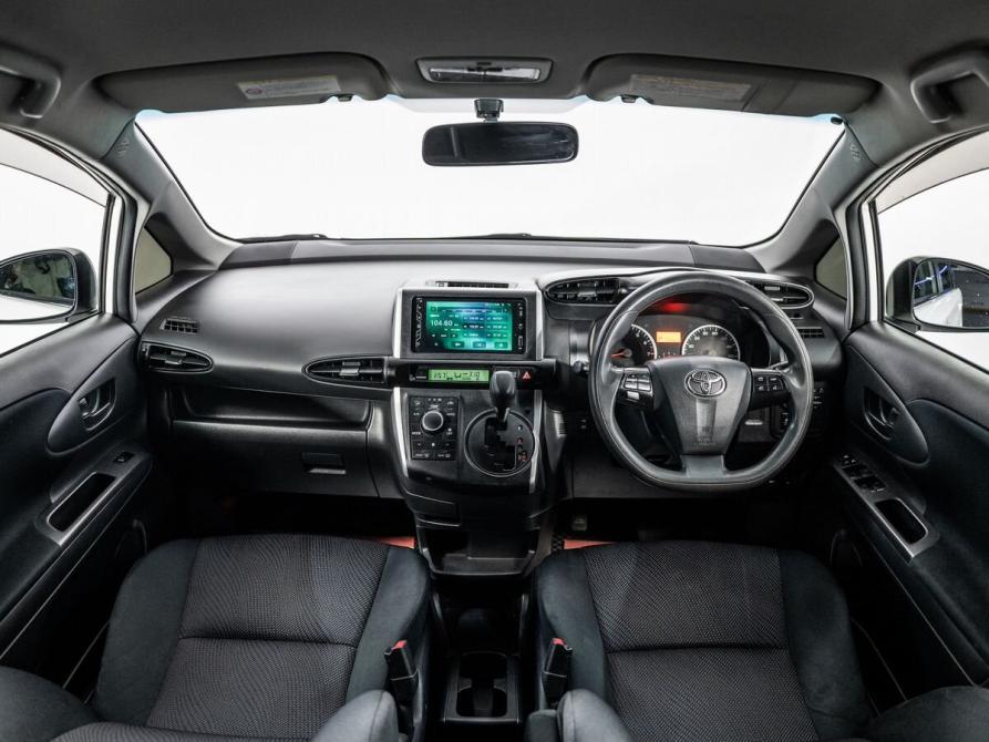 Toyota Wish II Рестайлинг Иркутск  - изображение 9