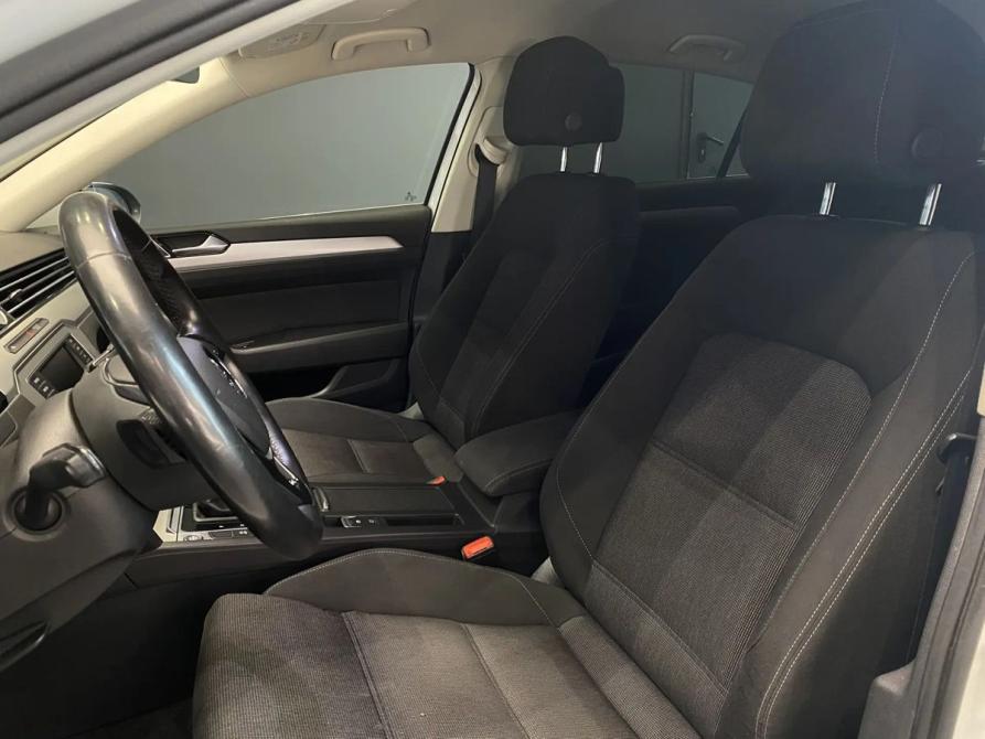 Volkswagen Passat B8 Екатеринбург  - изображение 38