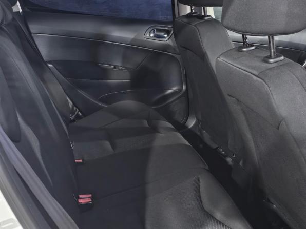 Peugeot 308 I с пробегом 2010 года, цена 535 000 рублей, 217900 км, хэтчбек, Автокод Объявления