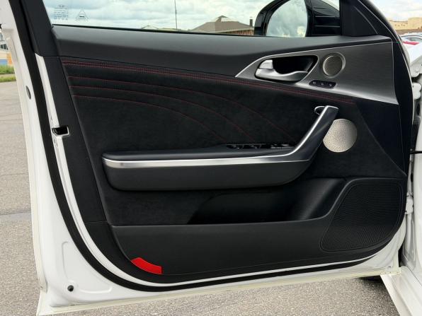 Kia Stinger I с пробегом 2021 года, цена 3 600 000 рублей, 66695 км, лифтбек, Автокод Объявления