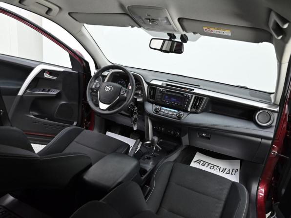 Toyota RAV4 IV (XA40) Рестайлинг с пробегом 2018 года, цена 1 559 000 рублей, 87000 км, внедорожник, Автокод Объявления