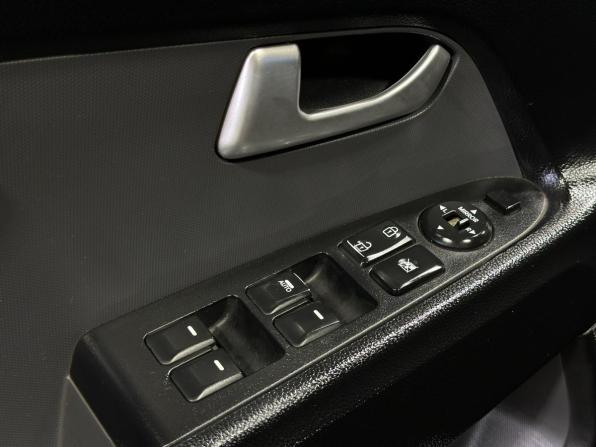 Kia Sportage III с пробегом 2011 года, цена 950 000 рублей, 235544 км, внедорожник, Автокод Объявления