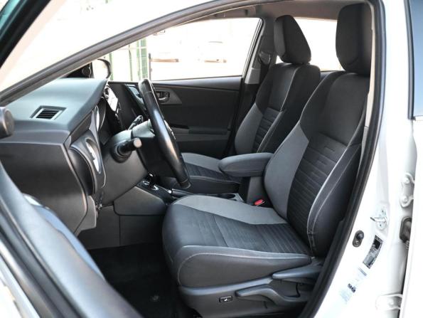 Toyota Auris II Рестайлинг с пробегом 2018 года, цена 1 789 000 рублей, 105080 км, хэтчбек, Автокод Объявления