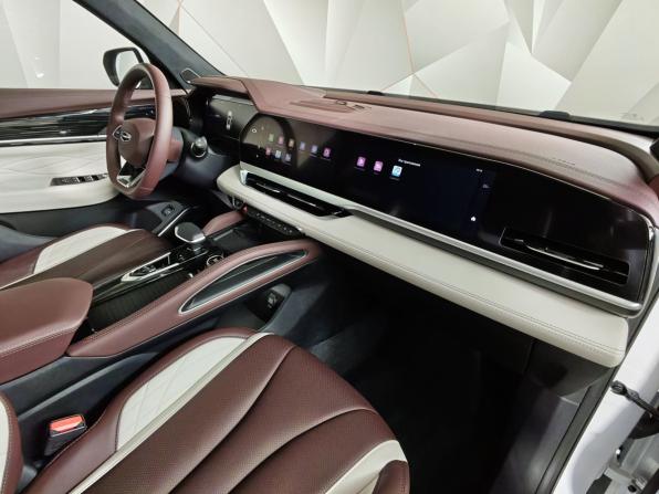 Geely Monjaro I с пробегом 2023 года, цена 3 395 000 рублей, 29097 км, внедорожник, Автокод Объявления