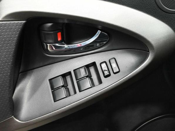 Toyota RAV4 III (XA30) Рестайлинг с пробегом 2011 года, цена 1 800 000 рублей, 56895 км, внедорожник, Автокод Объявления
