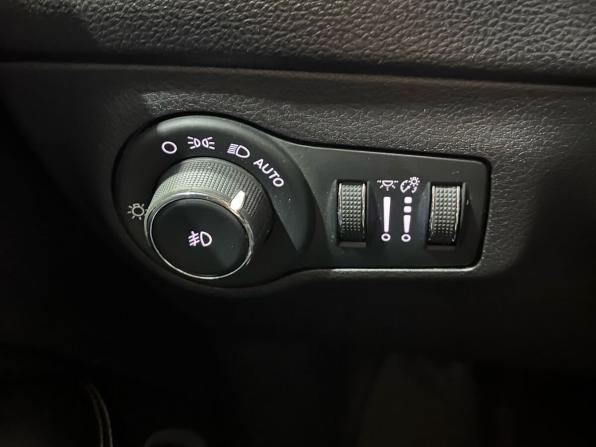 Jeep Compass II с пробегом 2018 года, цена 1 780 000 рублей, 97000 км, внедорожник, Автокод Объявления
