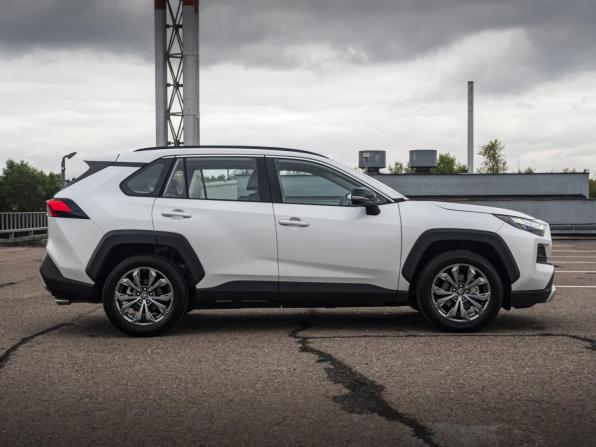 Toyota RAV4 V (XA50) с пробегом 2024 года, цена 3 840 000 рублей, 10415 км, внедорожник, Автокод Объявления