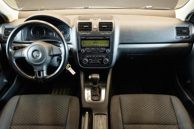 Volkswagen Jetta V с пробегом 2010 года, цена 610 000 рублей, 258040 км, седан, Автокод Объявления