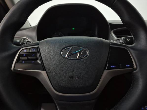 Hyundai Solaris II с пробегом 2019 года, цена 1 280 000 рублей, 144285 км, седан, Автокод Объявления