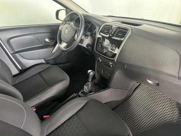 Renault Sandero II с пробегом 2018 года, цена 1 222 000 рублей, 36000 км, хэтчбек, Автокод Объявления