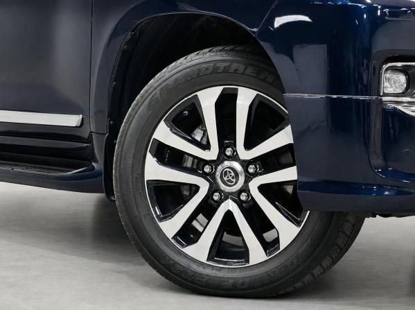 Toyota Land Cruiser 200 Series Рестайлинг 2 с пробегом 2019 года, цена 10 699 000 рублей, 33598 км, внедорожник, Автокод Объявления