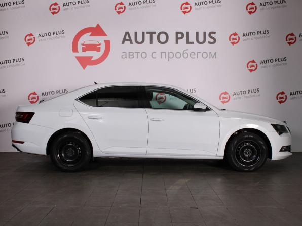 Skoda Superb III с пробегом 2019 года, цена 1 400 000 рублей, 246298 км, лифтбек, Автокод Объявления