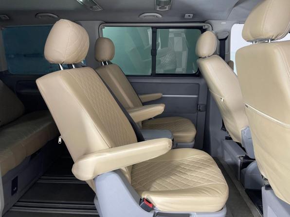 Volkswagen Multivan T5 с пробегом 2008 года, цена 1 420 000 рублей, 381251 км, минивэн, Автокод Объявления