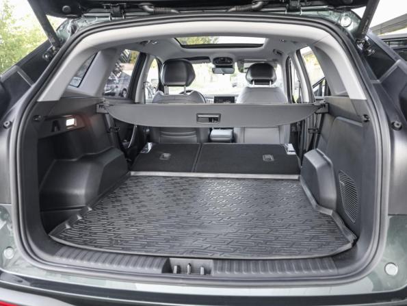 Geely Atlas II с пробегом 2024 года, цена 2 989 000 рублей, 24081 км, внедорожник, Автокод Объявления