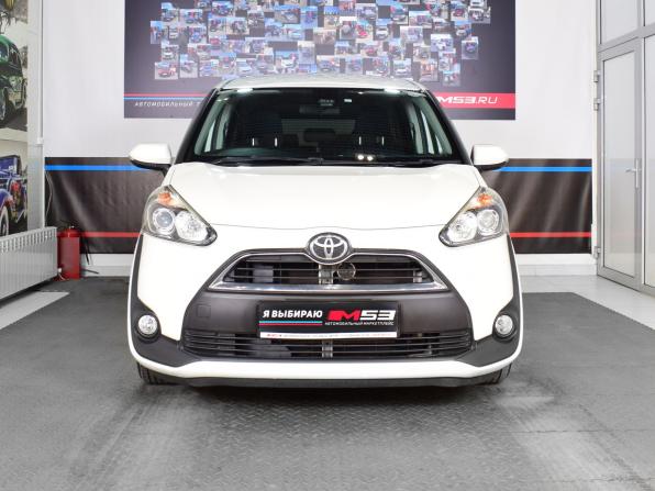 Toyota Sienta II с пробегом 2018 года, цена 1 369 995 рублей, 128685 км, компактвэн, Автокод Объявления