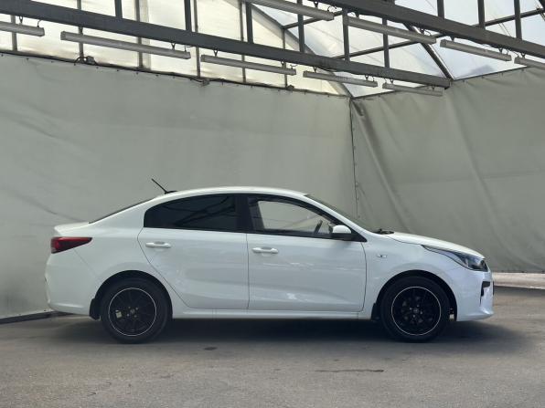 Kia Rio IV с пробегом 2017 года, цена 1 300 000 рублей, 163657 км, седан, Автокод Объявления
