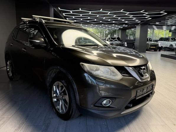 Nissan X-Trail II Рестайлинг с пробегом 2015 года, цена 1 300 000 рублей, 283189 км, внедорожник, Автокод Объявления