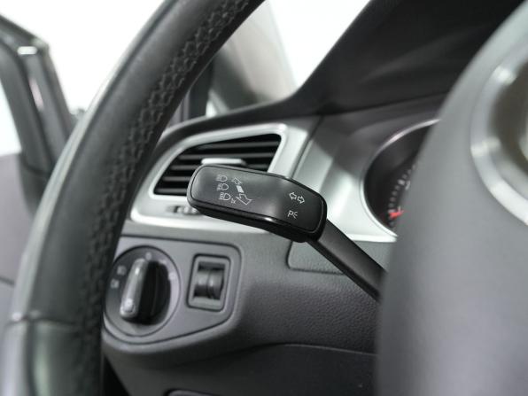 Volkswagen Golf VII с пробегом 2014 года, цена 925 000 рублей, 184155 км, хэтчбек, Автокод Объявления