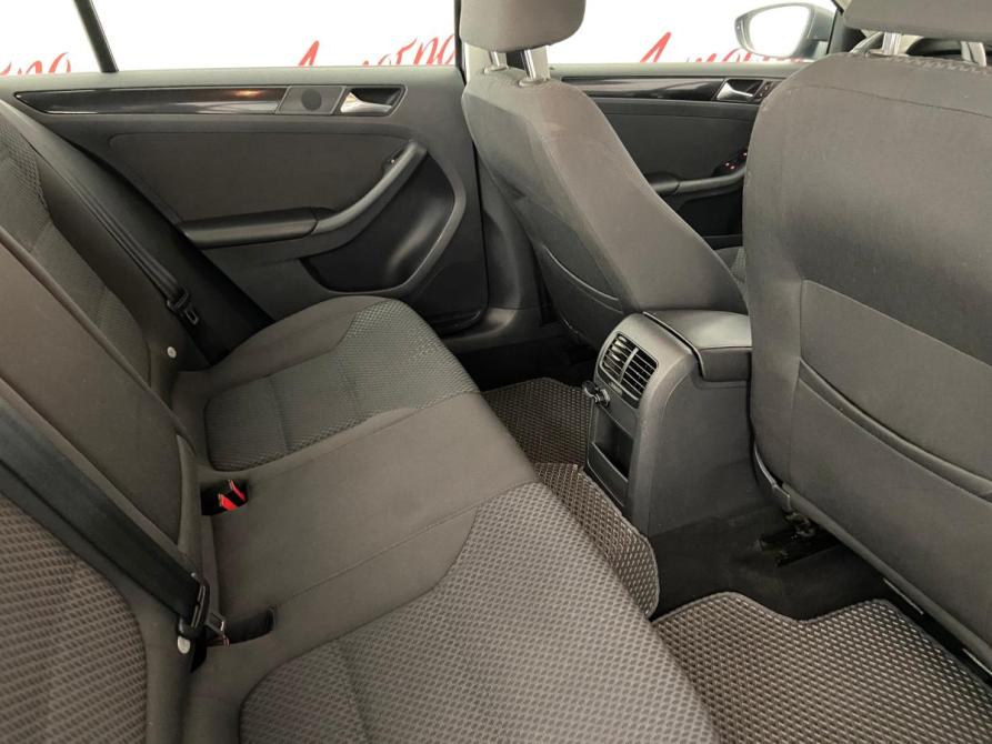 Volkswagen Jetta VI Псков  - изображение 13