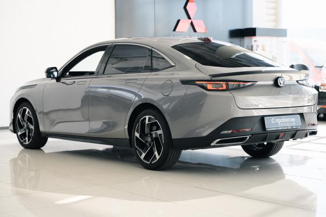 Changan Lamore с пробегом 2024 года, цена 2 019 000 рублей, 22066 км, седан, Автокод Объявления