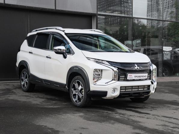 Mitsubishi Xpander I с пробегом 2022 года, цена 2 190 000 рублей, 54432 км, внедорожник, Автокод Объявления