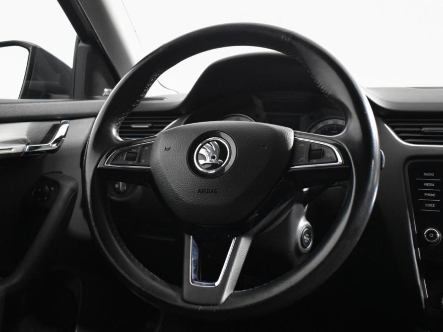 Skoda Octavia III (A7) Рестайлинг Санкт-Петербург  - изображение 15