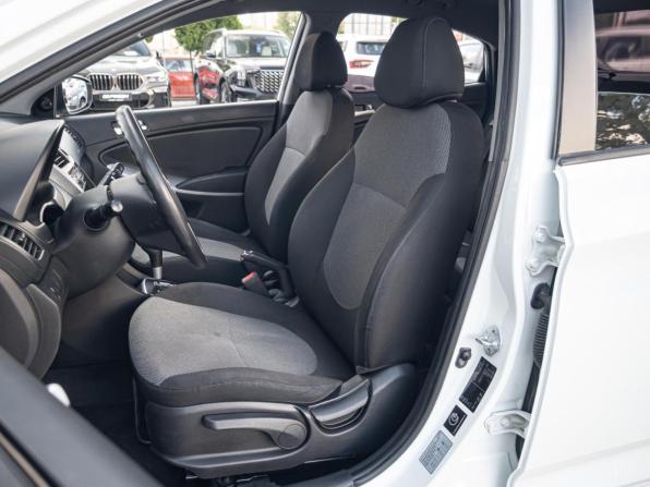 Hyundai Solaris I с пробегом 2013 года, цена 820 000 рублей, 204992 км, седан, Автокод Объявления
