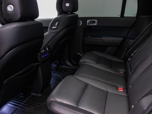 Li Auto (Lixiang) L7 I Рестайлинг с пробегом 2024 года, цена 6 820 000 рублей, 43732 км, внедорожник, Автокод Объявления