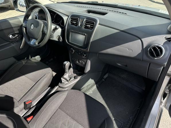 Renault Sandero II с пробегом 2016 года, цена 1 299 000 рублей, 48184 км, хэтчбек, Автокод Объявления