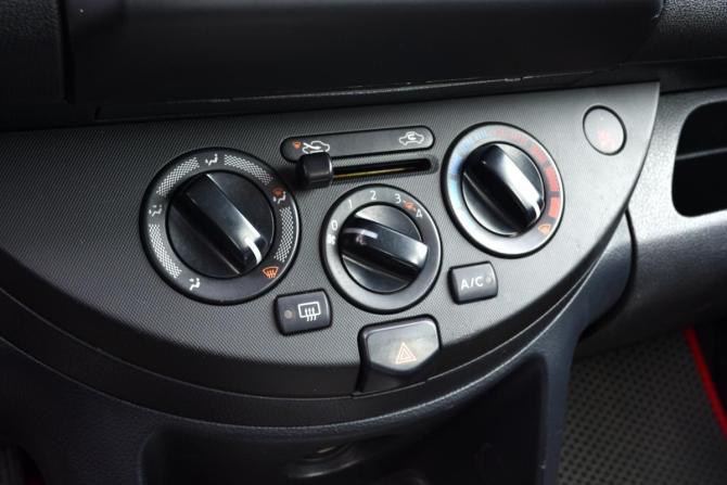 Nissan Note I Рестайлинг с пробегом 2011 года, цена 875 000 рублей, 158220 км, хэтчбек, Автокод Объявления