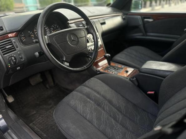 Mercedes-Benz E-Класс II (W210 S210) с пробегом 1998 года, цена 700 000 рублей, 479000 км, универсал, Автокод Объявления