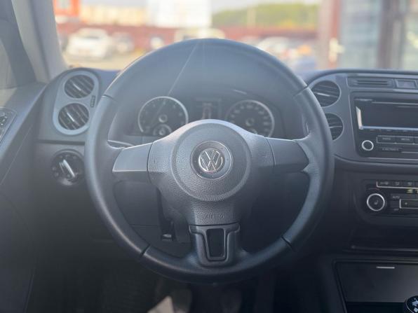 Volkswagen Tiguan I Рестайлинг с пробегом 2013 года, цена 899 000 рублей, 283805 км, внедорожник, Автокод Объявления