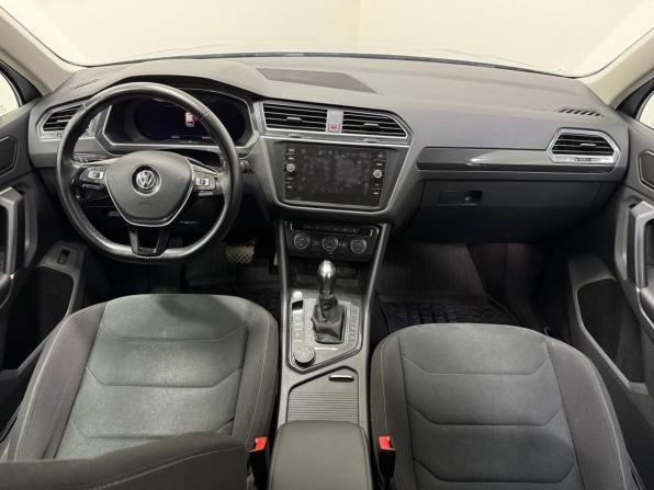 Volkswagen Tiguan II с пробегом 2017 года, цена 2 690 000 рублей, 127633 км, внедорожник, Автокод Объявления
