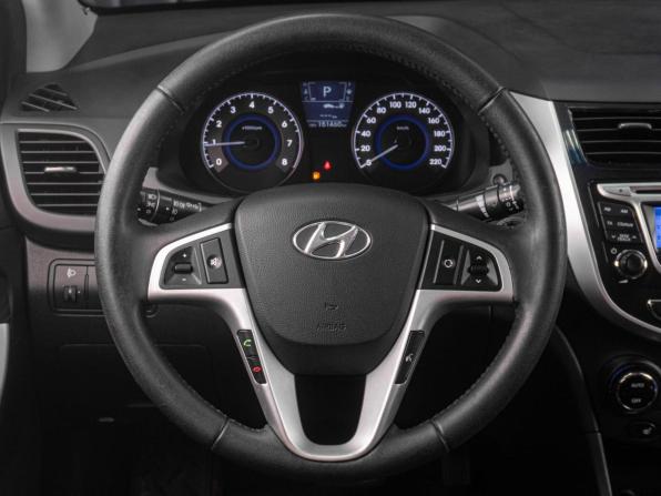 Hyundai Solaris I с пробегом 2012 года, цена 949 000 рублей, 151460 км, седан, Автокод Объявления