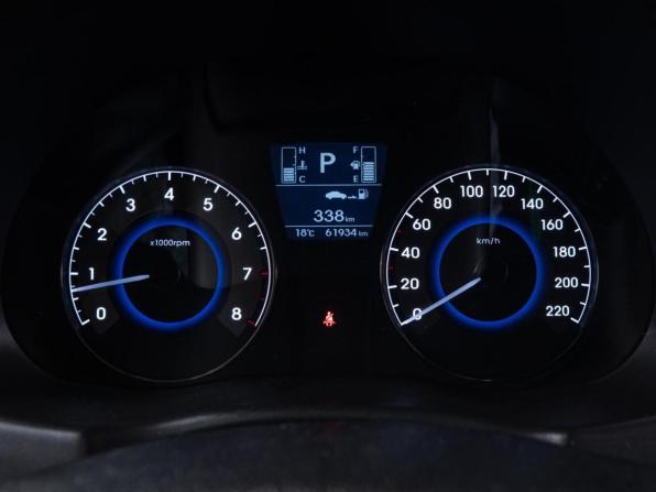 Hyundai Solaris I Рестайлинг с пробегом 2015 года, цена 1 199 000 рублей, 61934 км, хэтчбек, Автокод Объявления