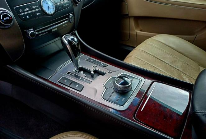 Hyundai Equus II с пробегом 2011 года, цена 1 020 000 рублей, 233971 км, седан, Автокод Объявления
