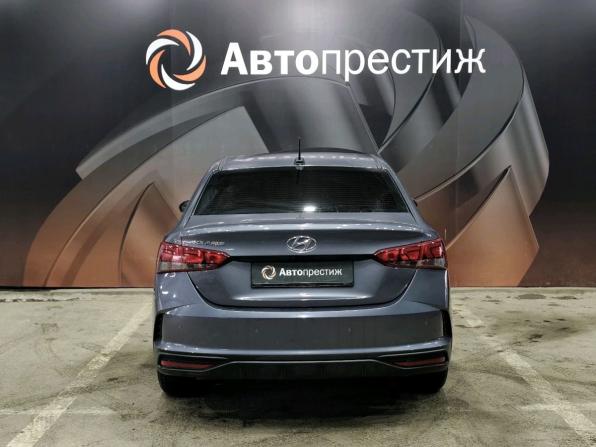 Solaris HS с пробегом 2024 года, цена 2 080 000 рублей, 18424 км, седан, Автокод Объявления