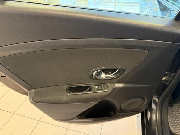 Renault Megane III Рестайлинг с пробегом 2014 года, цена 699 000 рублей, 113000 км, хэтчбек, Автокод Объявления
