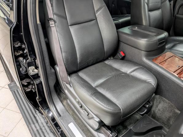 Chevrolet Tahoe III с пробегом 2013 года, цена 3 000 000 рублей, 86663 км, внедорожник, Автокод Объявления